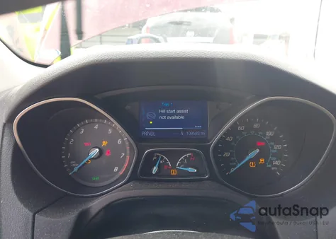 2013 Ford Focus Se z USA, uszkodzony, nr VIN 1FADP3F26DL306525